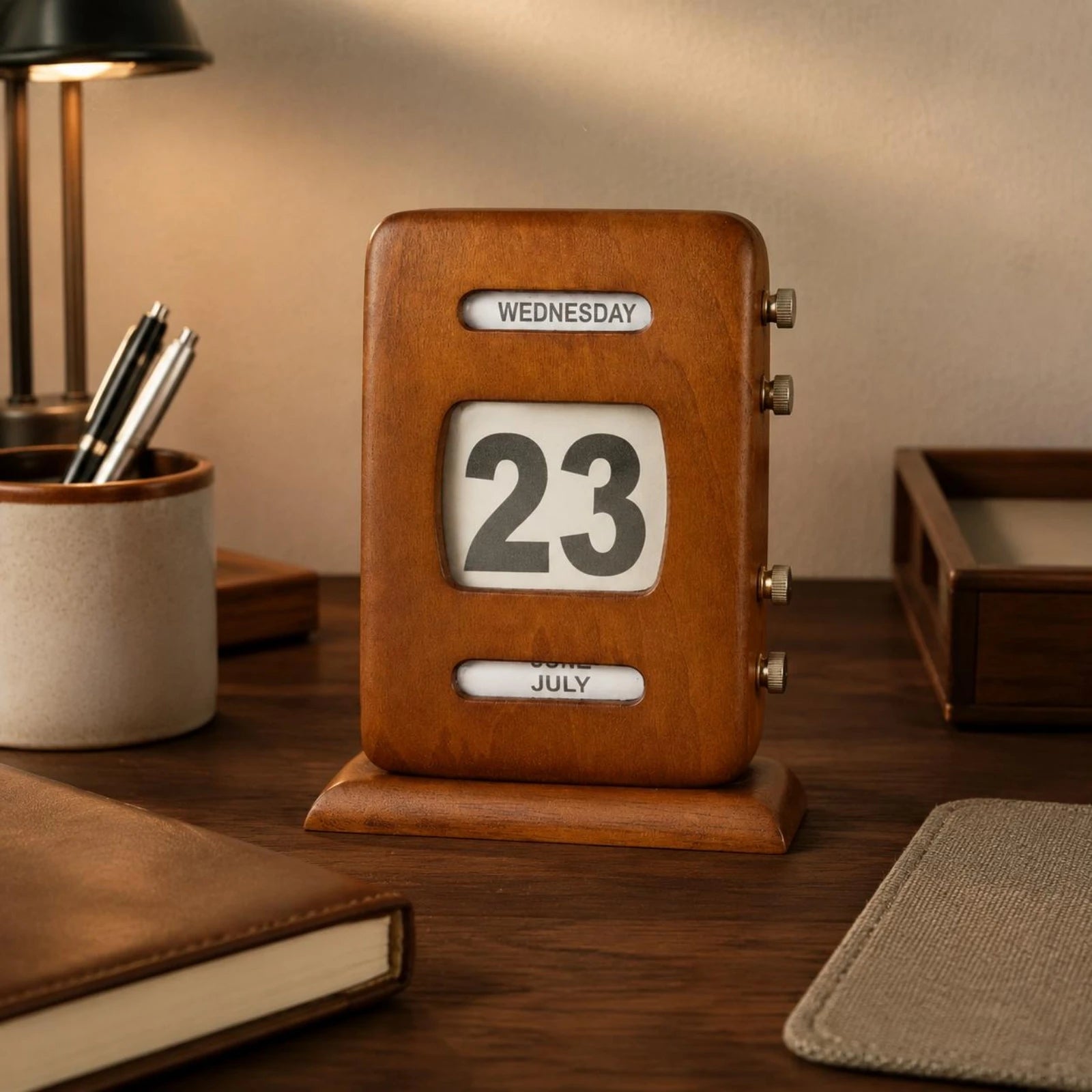 Perpetual Date Desk Calendar