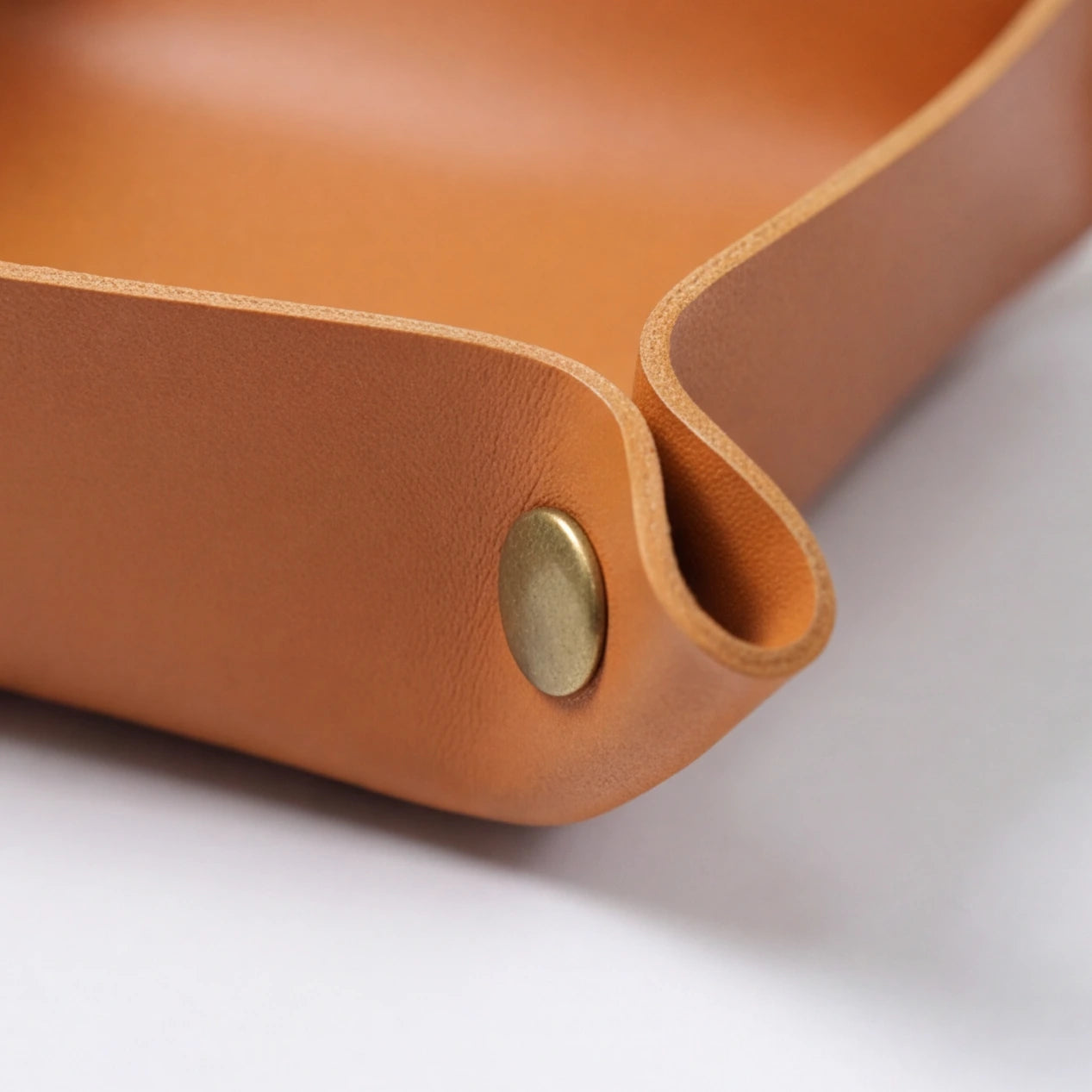 Nordic Leather Desk Tray