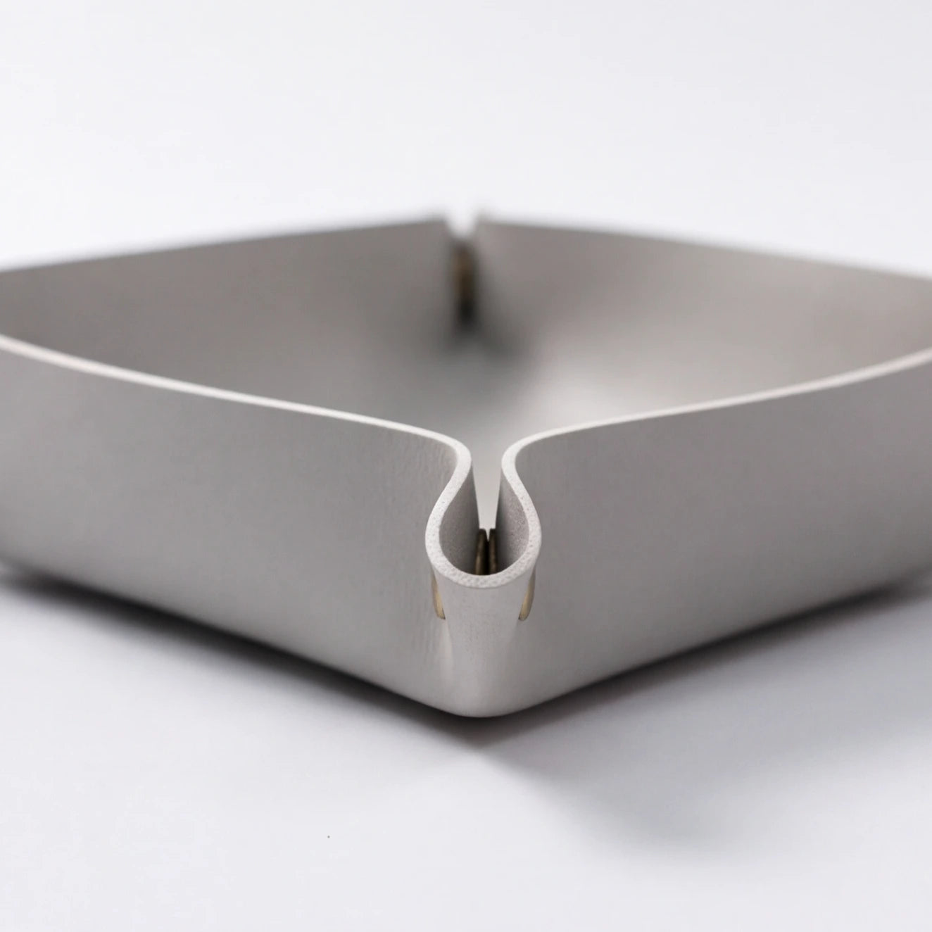 Nordic Leather Desk Tray